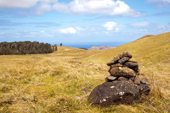 Hiking up Maunga Terevaka at Rapa Nui (Easter Island)