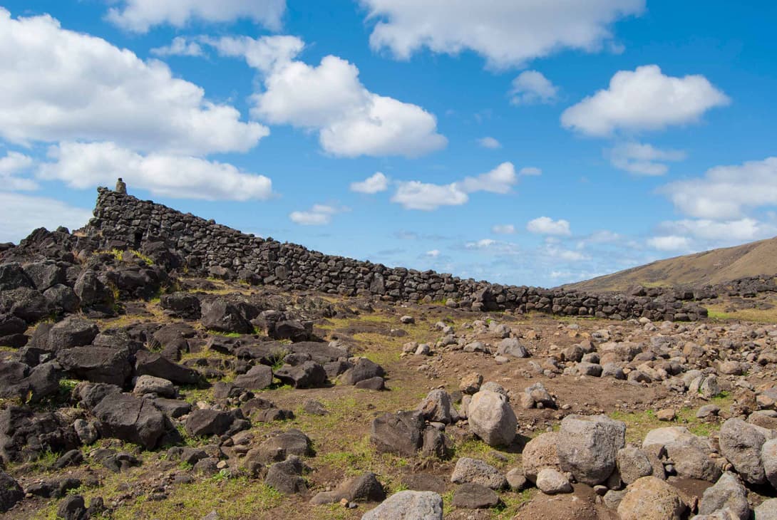 Ahu Atanga, ancient north compass, north coast.