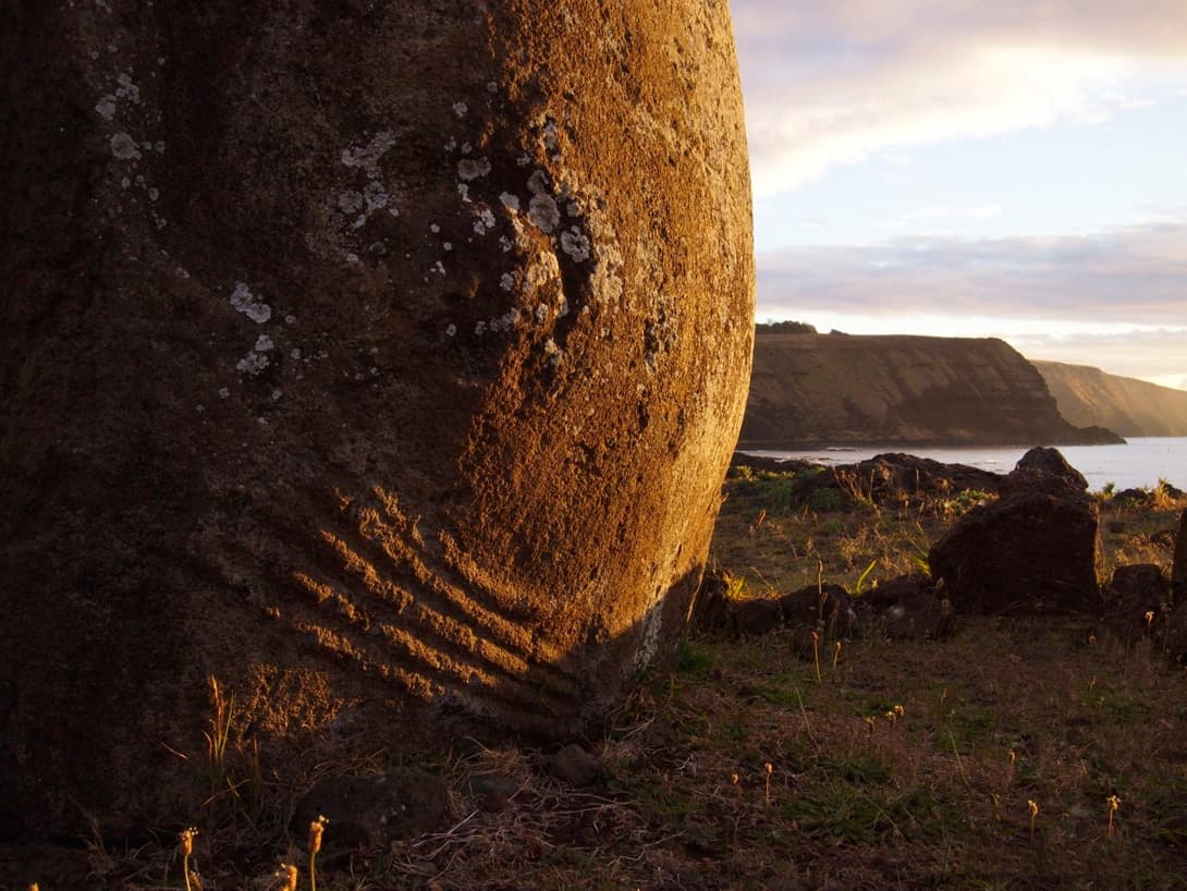 Fingers of Mōai Ha'ere Ki Haho or Traveling Moai by Ahu Tongariki in sunrise at Rapa Nui (Easter Island)