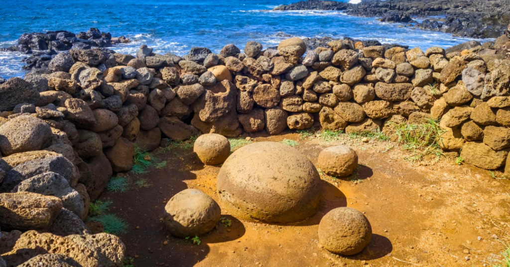 Te Pito Kura - Rapa Nui, Easter Island
