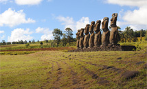 Ahu Akivi from side with ramp