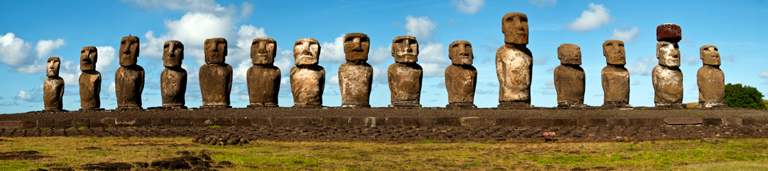 Ahu Tongariki, the biggest ahu platform with its impressive 15 moai at Rapa Nui (Easter Island), Chile