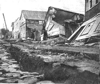 Valdivia street after 1960 earthquake, road and houses destroyed